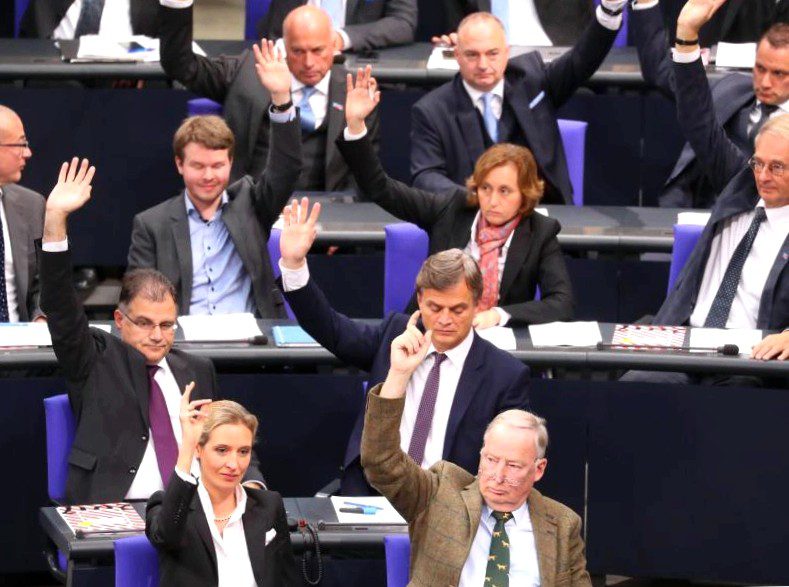 Social associations make front against the afd
